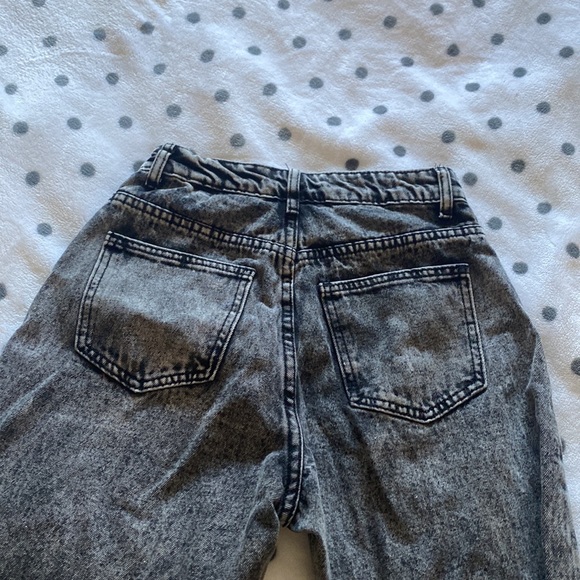 washed out wide leg jeans - Picture 7 of 11